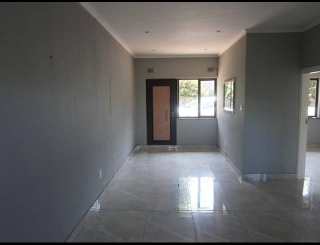 3 BEDROOM PROPERTY TO RENT IN BEREA WEST